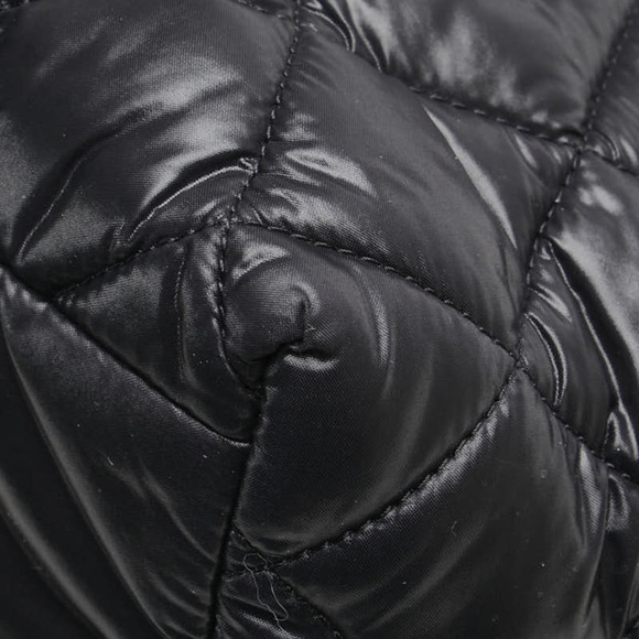 CHANEL Black Leather Logo Tote Bag - Picture 4 of 15